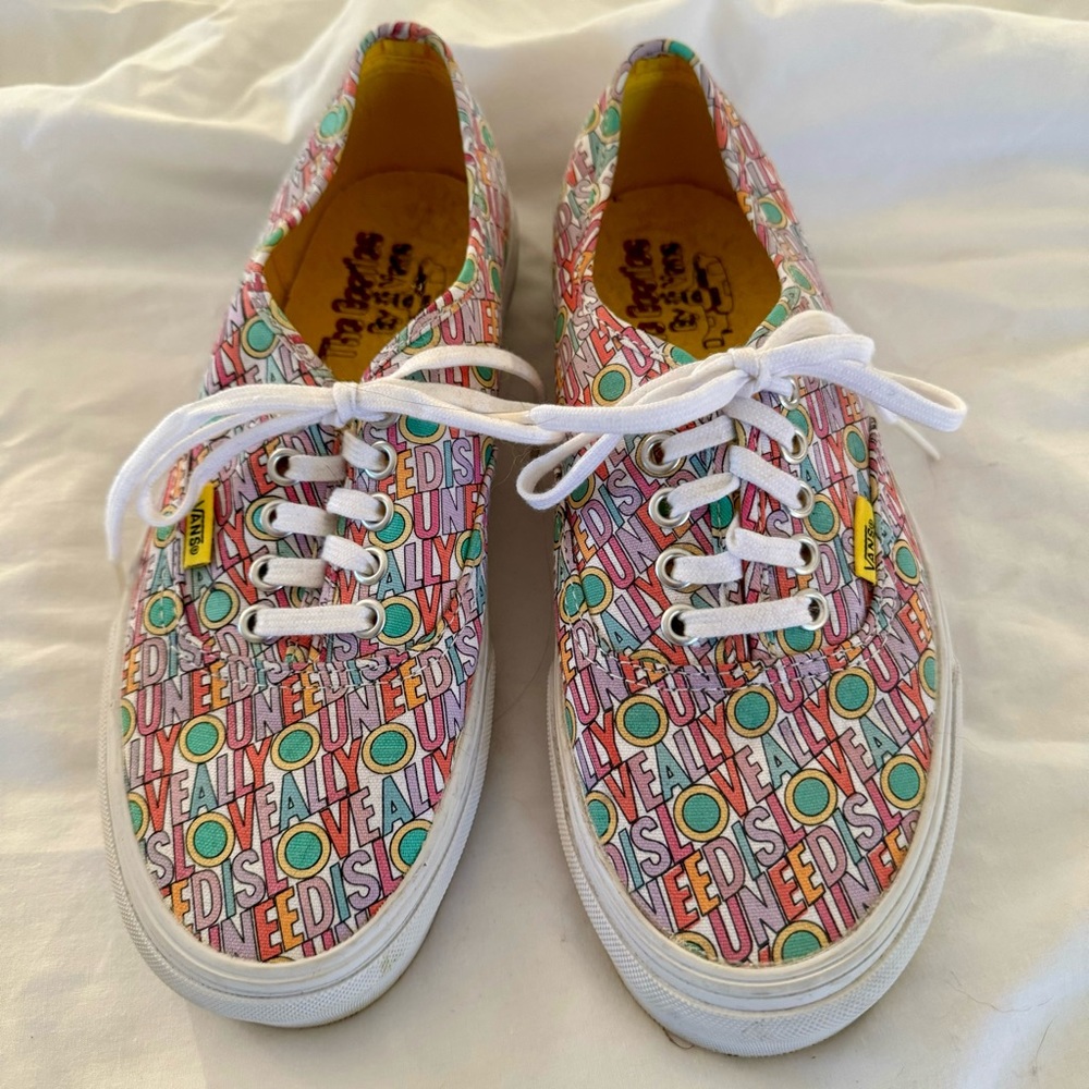 Vans All You Need Is Love, women 8.5